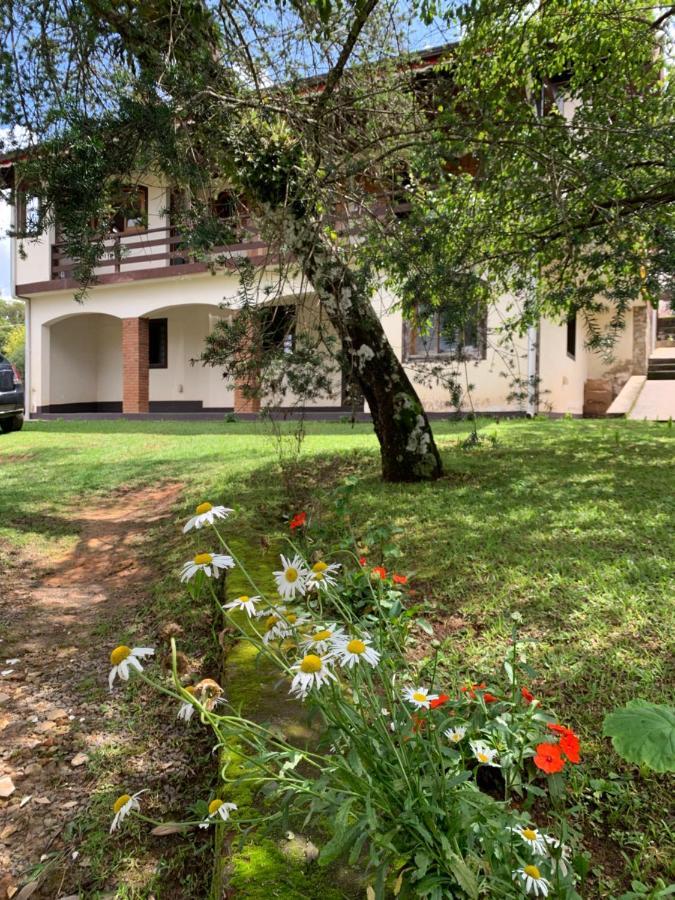 Casa Da Ines Exclusiva Para 01 Ou 02 Casais Ou Familia Monte Verde  Dış mekan fotoğraf