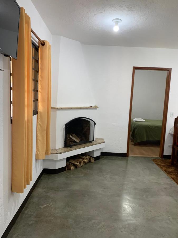 Casa Da Ines Exclusiva Para 01 Ou 02 Casais Ou Familia Monte Verde  Dış mekan fotoğraf